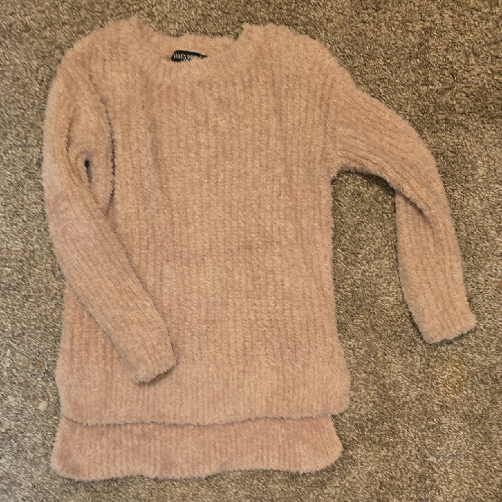 Fuzzy Sweater in Soft Pink